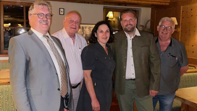Georg Waldinger mit Rudi Denk, Claudia Hausberger, Sascha Schnürer und Raimund Jännert