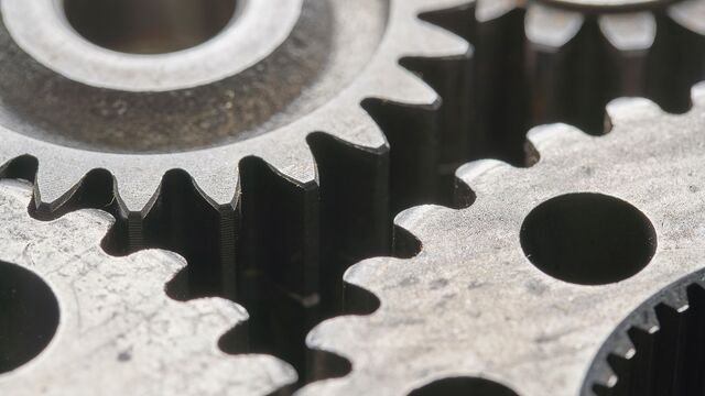 Metal Gears by Bill Oxford from unsplash