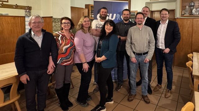 Vorstandschaft CSU-Kötz mit dem Kreisvorsitzenden Dr. Hans Reichhart Vorstandschaft der CSU Kötz