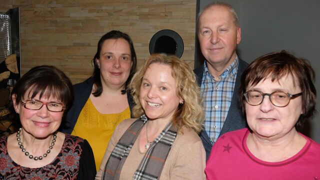 Neuwahlen bei der Frauen-Union: Annemarie Binder (von links), Kerstin Körber, Birgit Schreiber, Detlef Heim und Christa Rußmann.