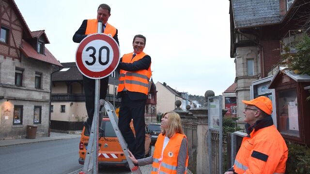 Startschuss für Modellversuch zur Radverkehrsförderung in Cadolzburg – Tempo 30 in Hauptverkehrsstraßen