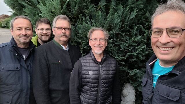 Gruppenbild vom ersten Arbeitsgruppen Treffen