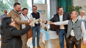 Ein Prosit auf die Gemütlichkeit Prosit