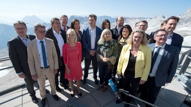 Bayerische Staatsregierung Bayerische Staatsregierung