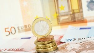 Geld Euro-Münzen und -Scheine