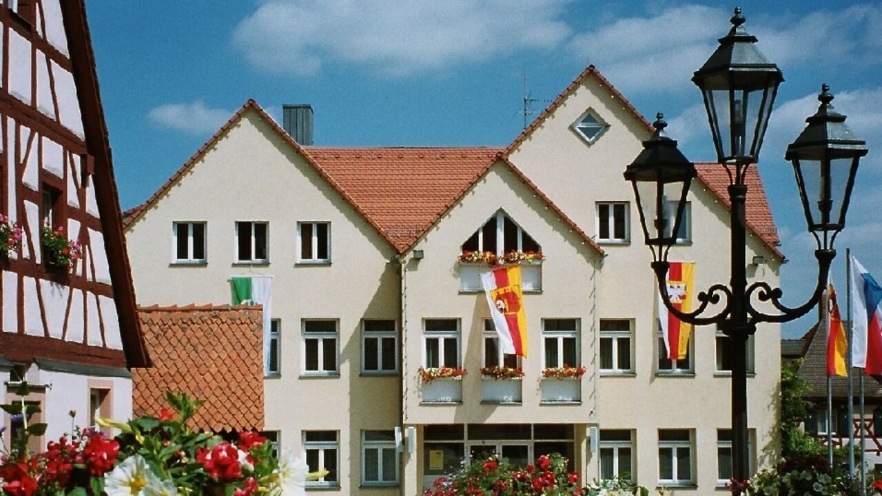 Rathaus Rosstal