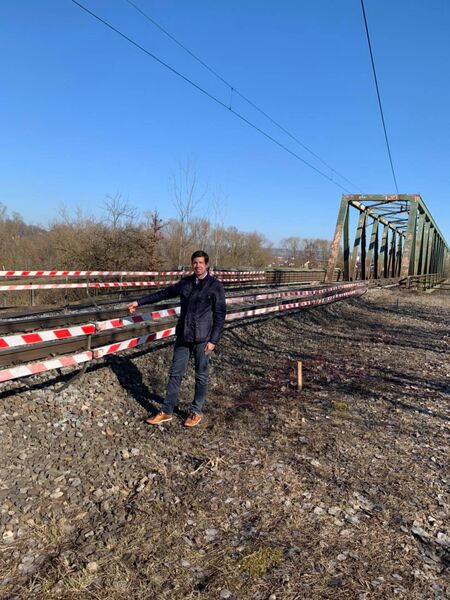 Patrick Grossmann Bürgermeister an der Baustelle