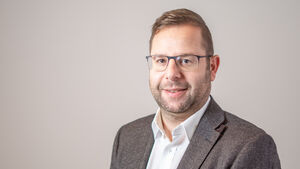 Hans-Juergen Perl Hans-Juergen Perl