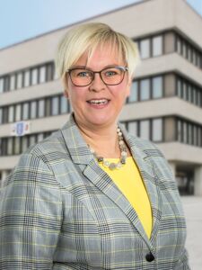 Cornelia Reichthalhammer - Beisitzerin Cornelia Reichthalhammer - Schriftführerin