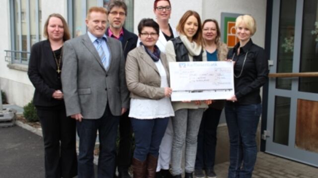 IMG 1420komprimiert Spenden Frauen-Union