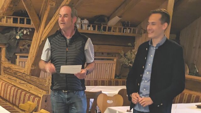 von links: Ortsvorsitzender Dr. Stefan Enderlein und Gastredner Jonas Strasser